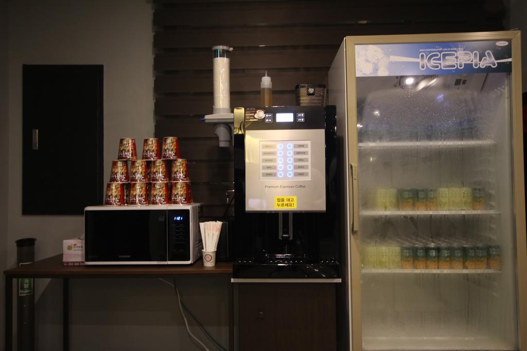 Dove Hotel Ulsan Bagian luar foto