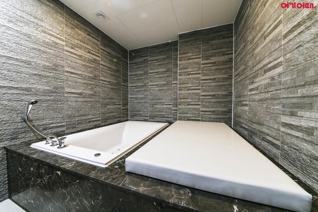 Dove Hotel Ulsan Bagian luar foto