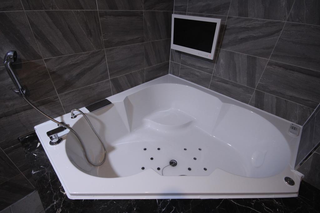 Dove Hotel Ulsan Bagian luar foto